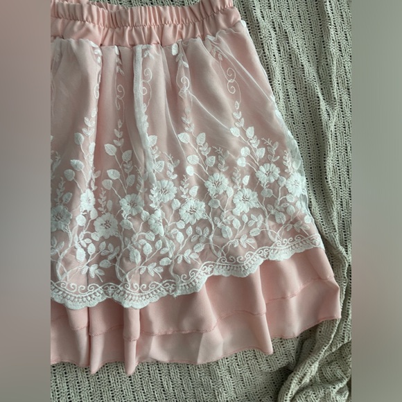 Coquette/Cottage Core Skirt- Romwe- Adult Size 2 - Picture 7 of 10